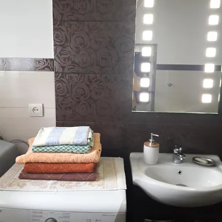 U Dany Wita Was W Otoczeniu Gór I Dzikiej Przyrody