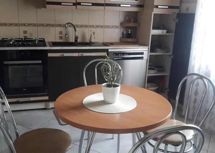 U Dany Wita Was W Otoczeniu Gór I Dzikiej Przyrody Apartamento *